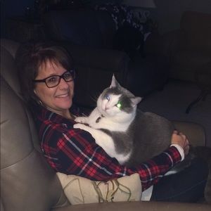 Meet your Posher, Suzie